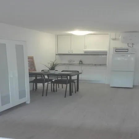 Live Batayola Apartment *