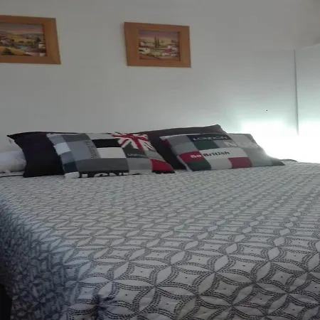 Live Batayola Apartment